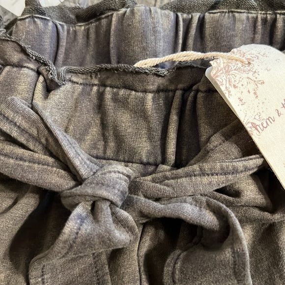 🆕Charcoal French Terry Paperbag High Waist Wide Leg Pant Hem & Thread S, M & L - Picture 14 of 15